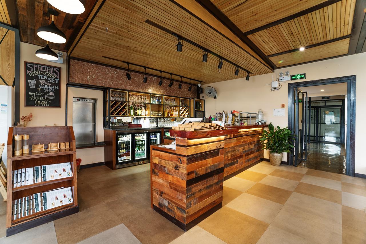 The Bamboo Leaf Yangshuo Hotel Exterior photo